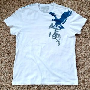American Eagle Outfitters Men's T-shirt